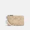 COACH Double Corner Zip Wristlet In Signature Canvas 中夾