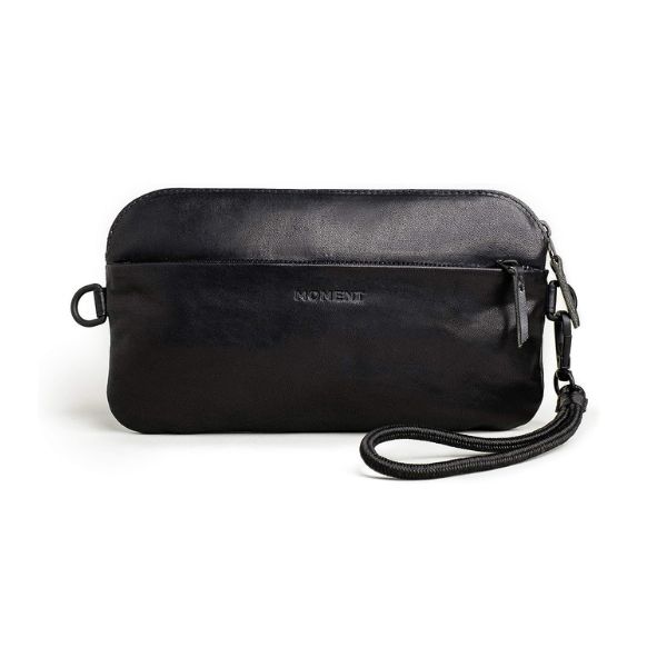 Moment Crossbody Wallet with Wrist and Neck Strap 女用皮夾