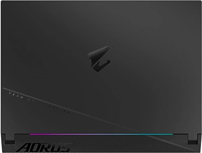 GIGABYTE AORUS 15: 15.6" 16:9 Thin Bezel FHD 1920x1080 360Hz