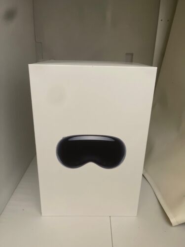 Apple Vision Pro 256GB, Solo Knit Band – S, Dual Loop Band – S, Light Seal – 21W’s
