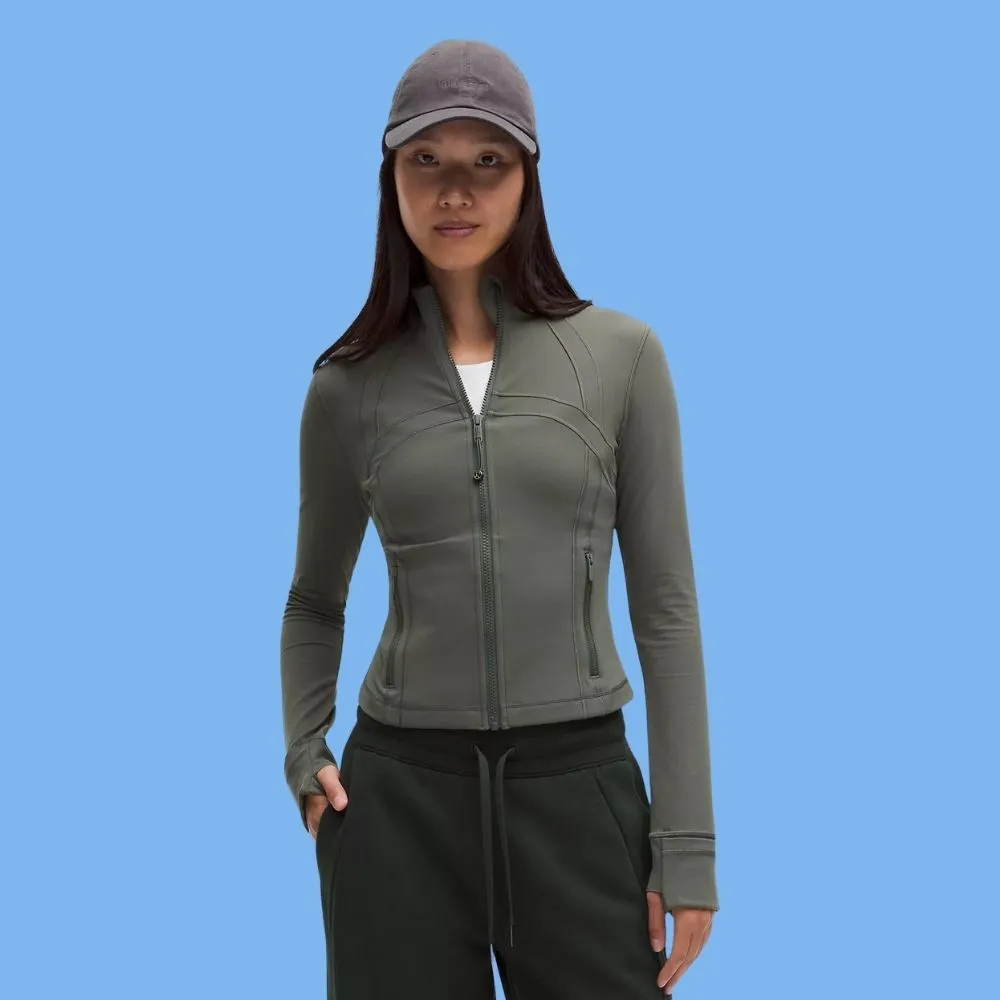 Lululemon 黑五折扣全面開搶，瑜珈褲、外套低至 3 折！