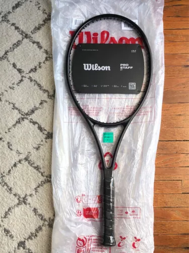 BRAND NEW Wilson Pro Staff 97 v14 – Noir (Limited Edition) – 4 3/8
