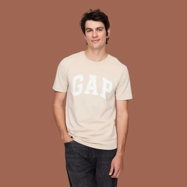 Gap 流行服飾低至 4 折，T恤、帽T價差最高 NT50
