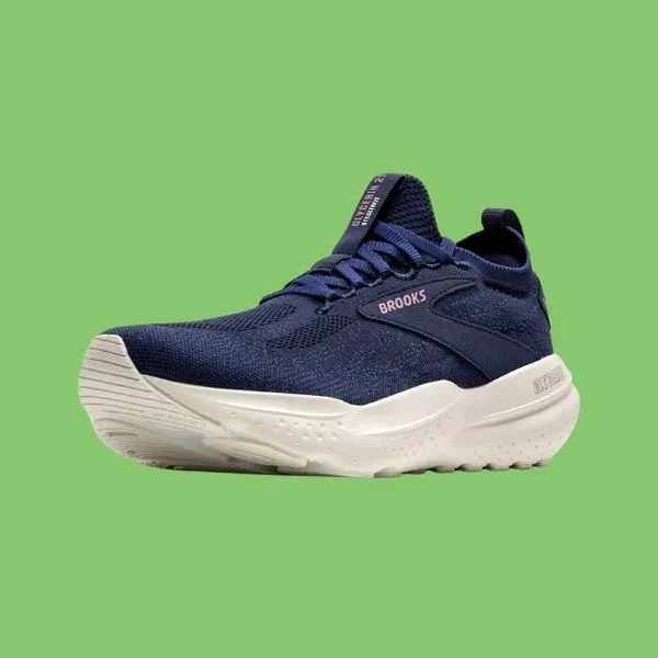 久站久走不再腳爆痛！Brooks 最舒服的鞋款一次看