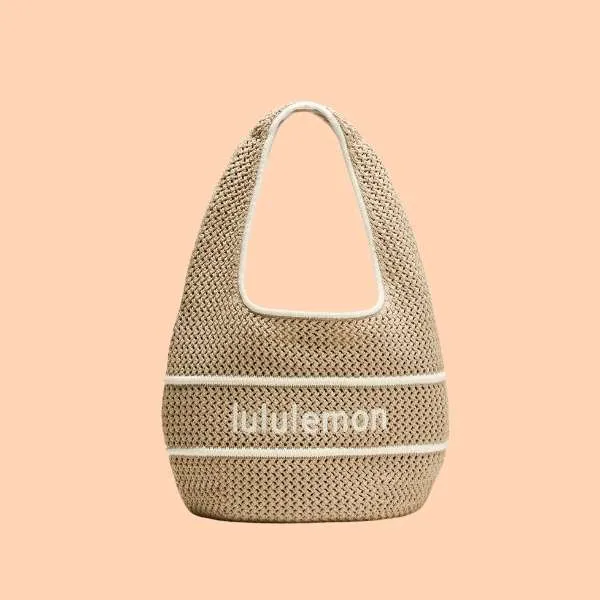 lululemon 編織肩背包新品上市，7L 容量夏日輕盈登場