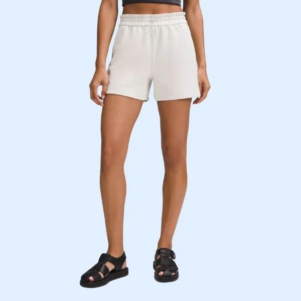 短褲季開跑！Lululemon 精選高腰短褲 4 折起，最高現省超過 NT00