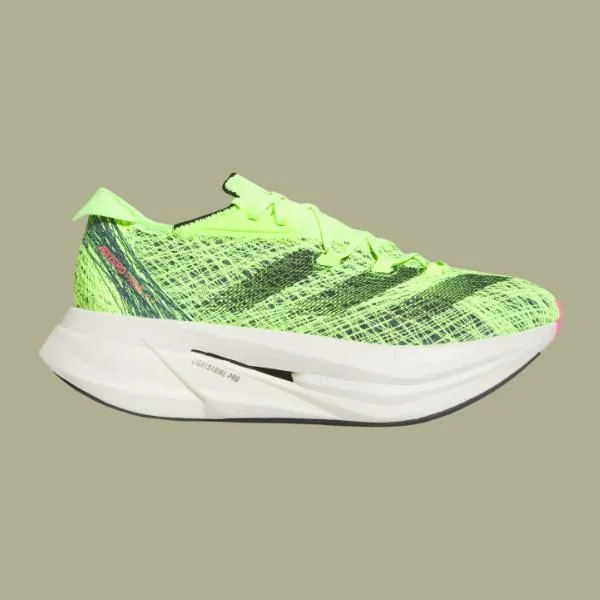 為重磅跑者而生的選鞋指南：2025 年最舒適耐用跑鞋推薦 4