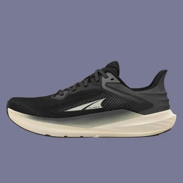 中性跑鞋怎麼選？最新評比告訴你哪雙最耐跑、最舒適 8