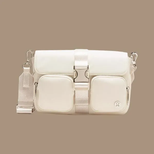 每日通勤、假日出遊都百搭！Lululemon 包袋低至 5 折